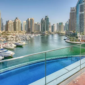 https://cayan-tower-dubai.dubaihotelsoffers.com